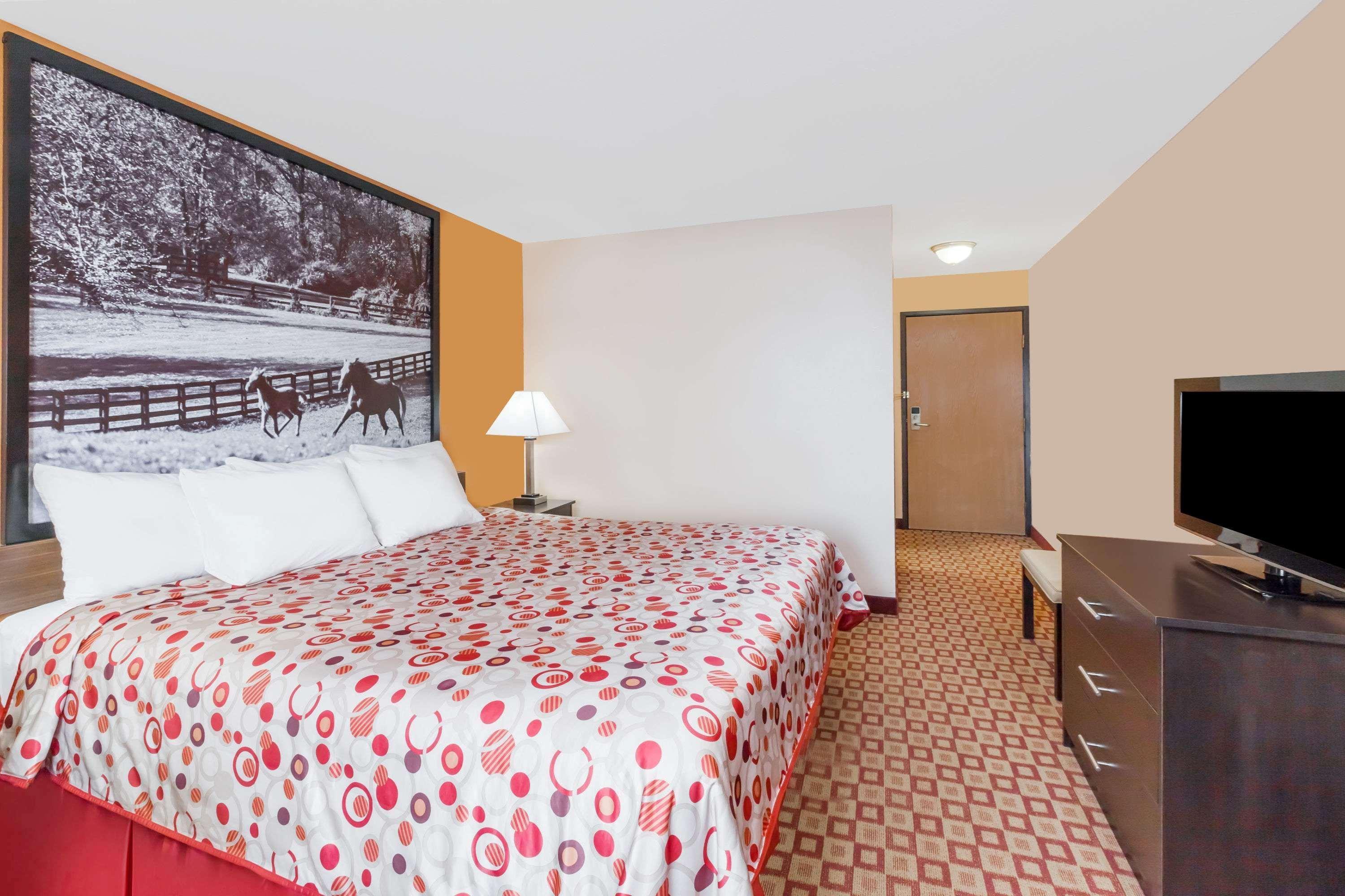 Hotel Super 8 South By Wyndham Bowling Green Exterior foto